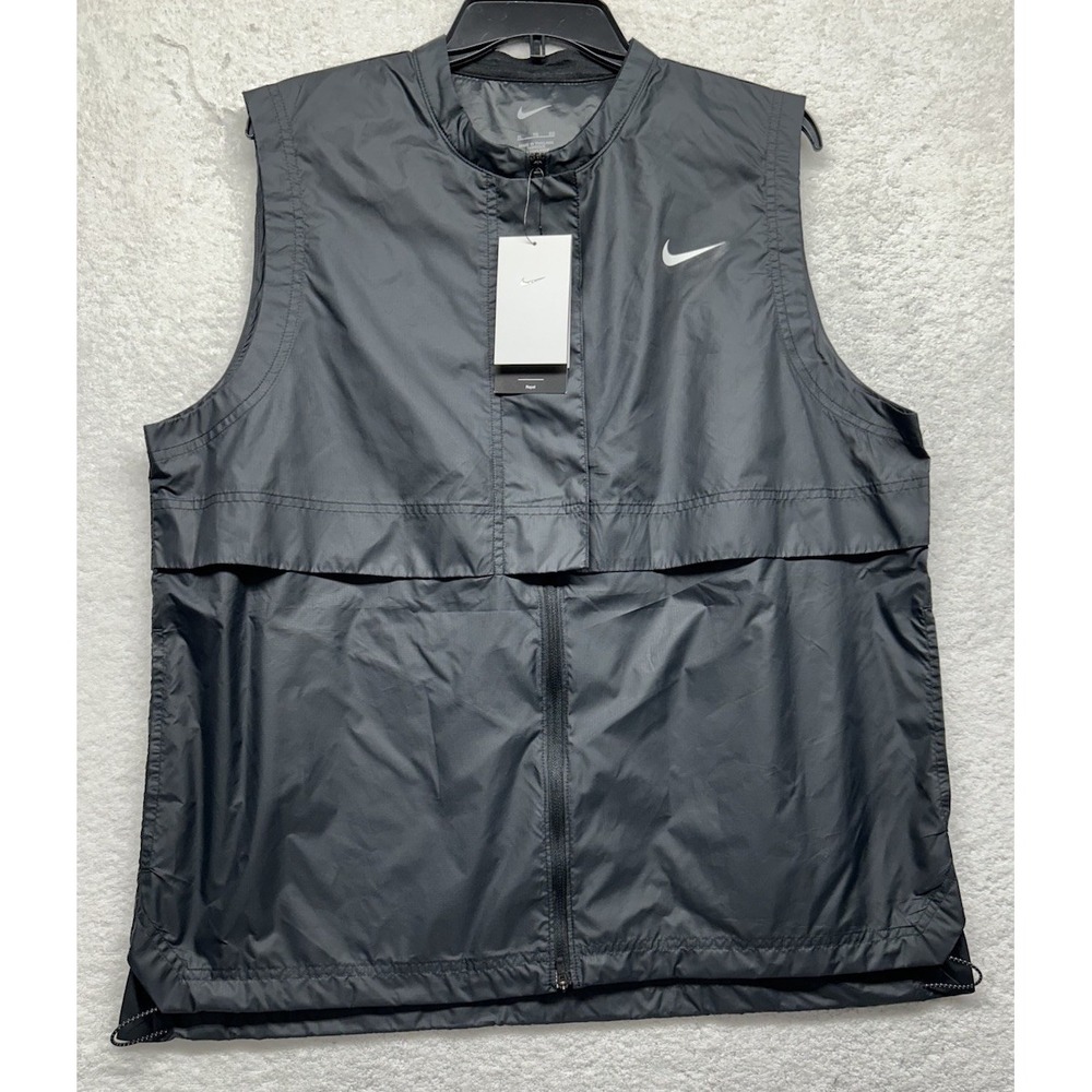Nike Womens Size S Black Sleeveless Tour Repel Full Zip Golf Vest